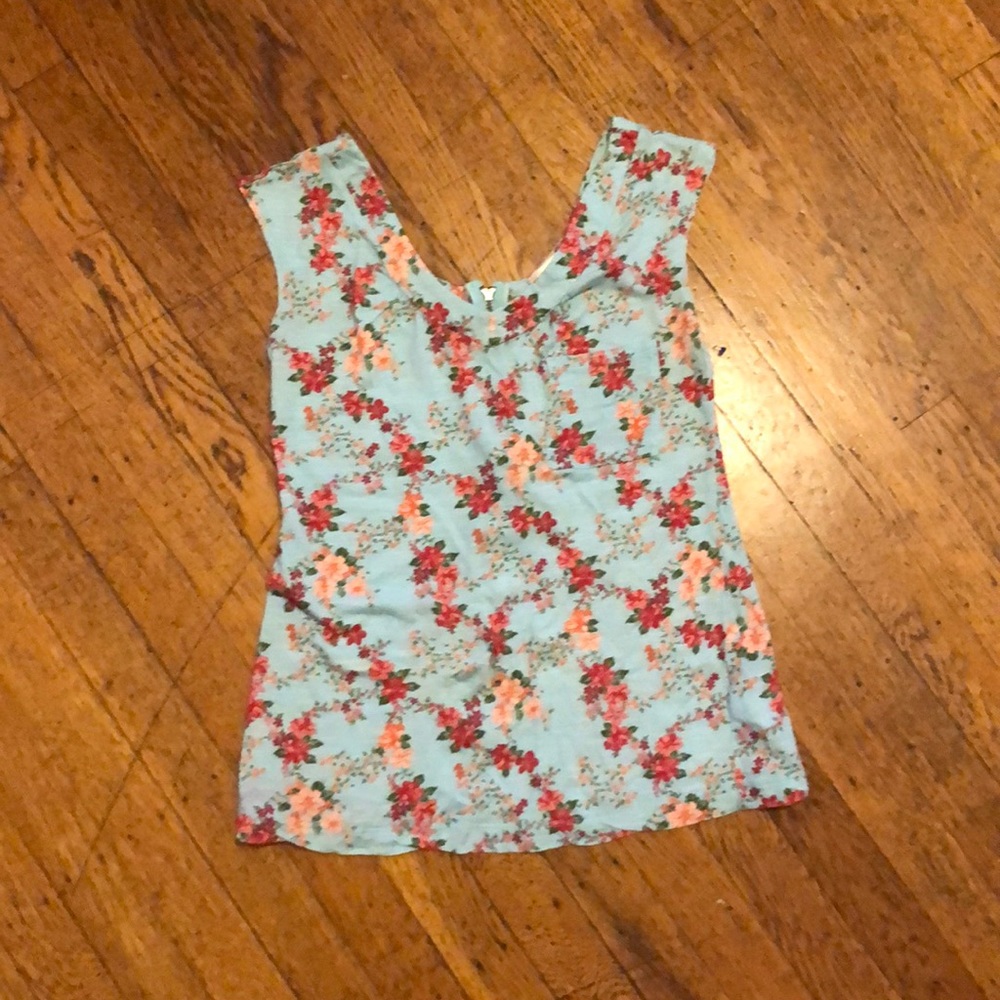 Floral top